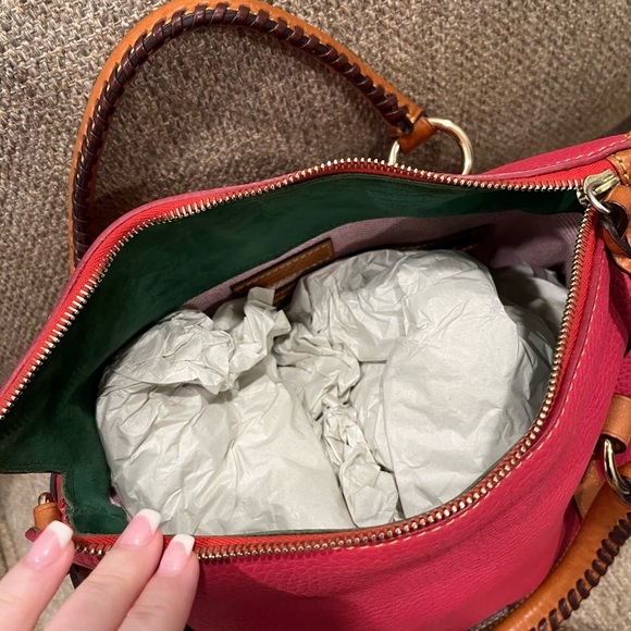 Dooney & Bourke PINK medium satchel. Pebbled grain leather. - Picture 6 of 12